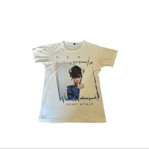 Demi Lovato Heart Attack Tee Size Small